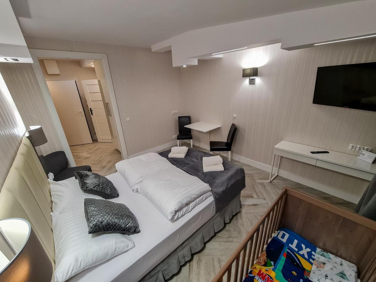 Apartamenty Hayduk Жары Экстерьер фото
